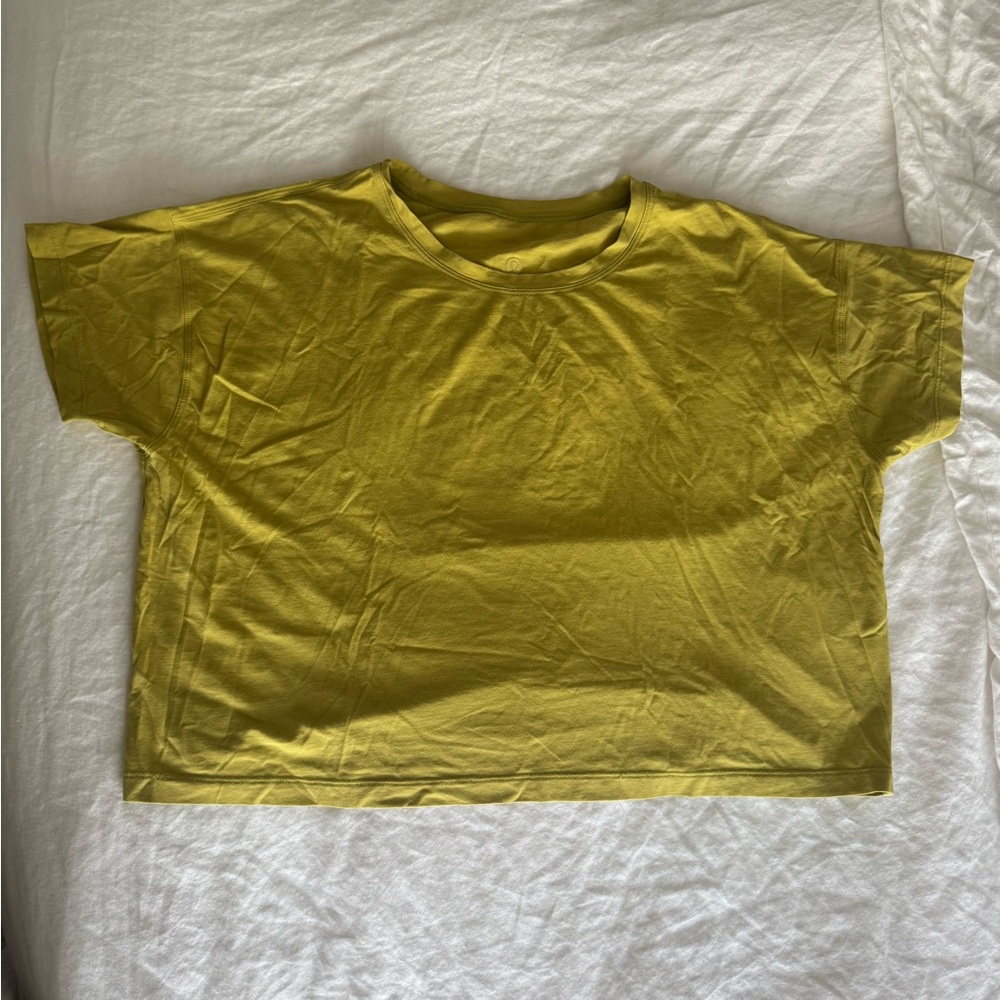 Lululemon cropped t-shirt, size 10, chartreuse/yellow/green